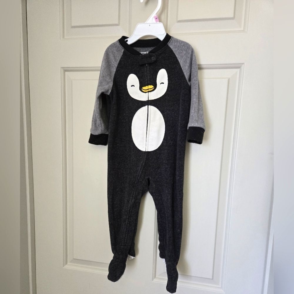 2/$15  Carters Fleece Sleeper Size 12 M